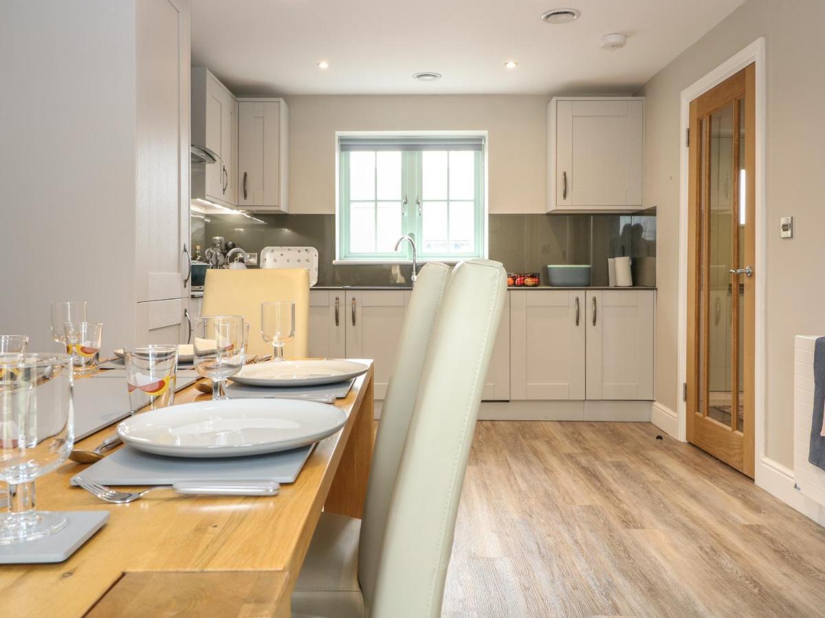 9 Windrush Heights Vila Burford Exterior foto