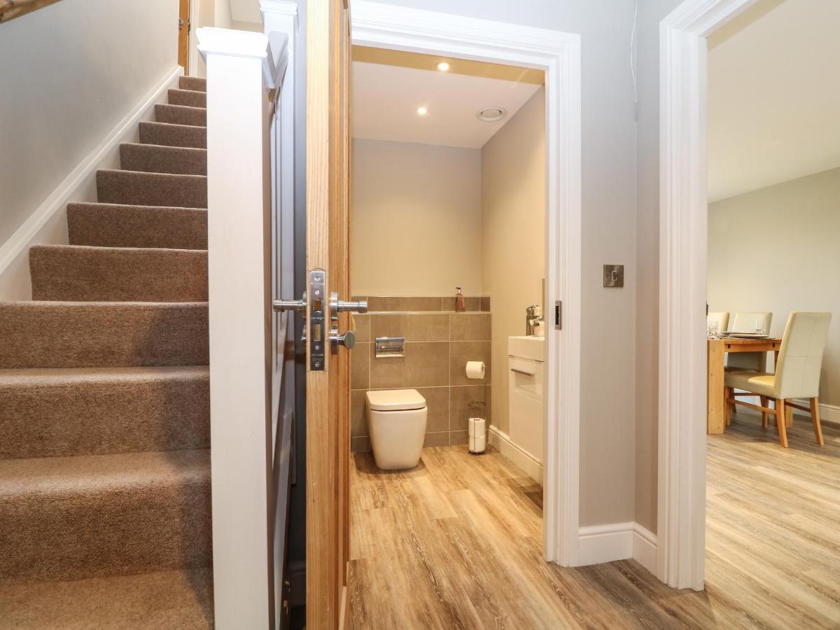 9 Windrush Heights Vila Burford Exterior foto